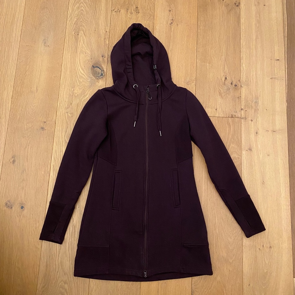 Mondetta Woman's Small Hooded Long Sweatshirt